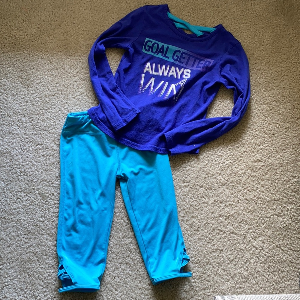 Adorable 2 piece girls workout set